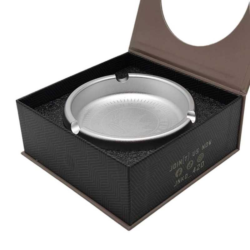 Ashtrays/Rolling Trays